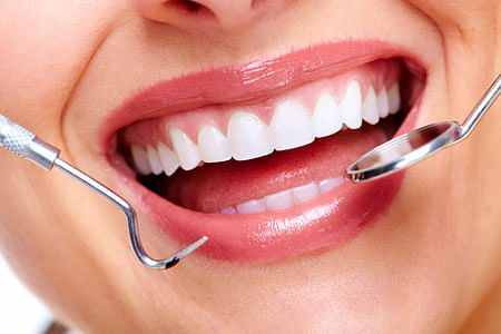 Visiting A Cosmetic Dentist in Alpharetta Can Improve Your Health