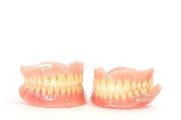 The Benefits of Dental and Partial Dentures From Healthy Smiles of Georgia